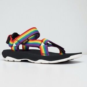 Teva kid’s hurricane XLT 2 Sandals Flip Flops black Rainbow Straps size 4 youth